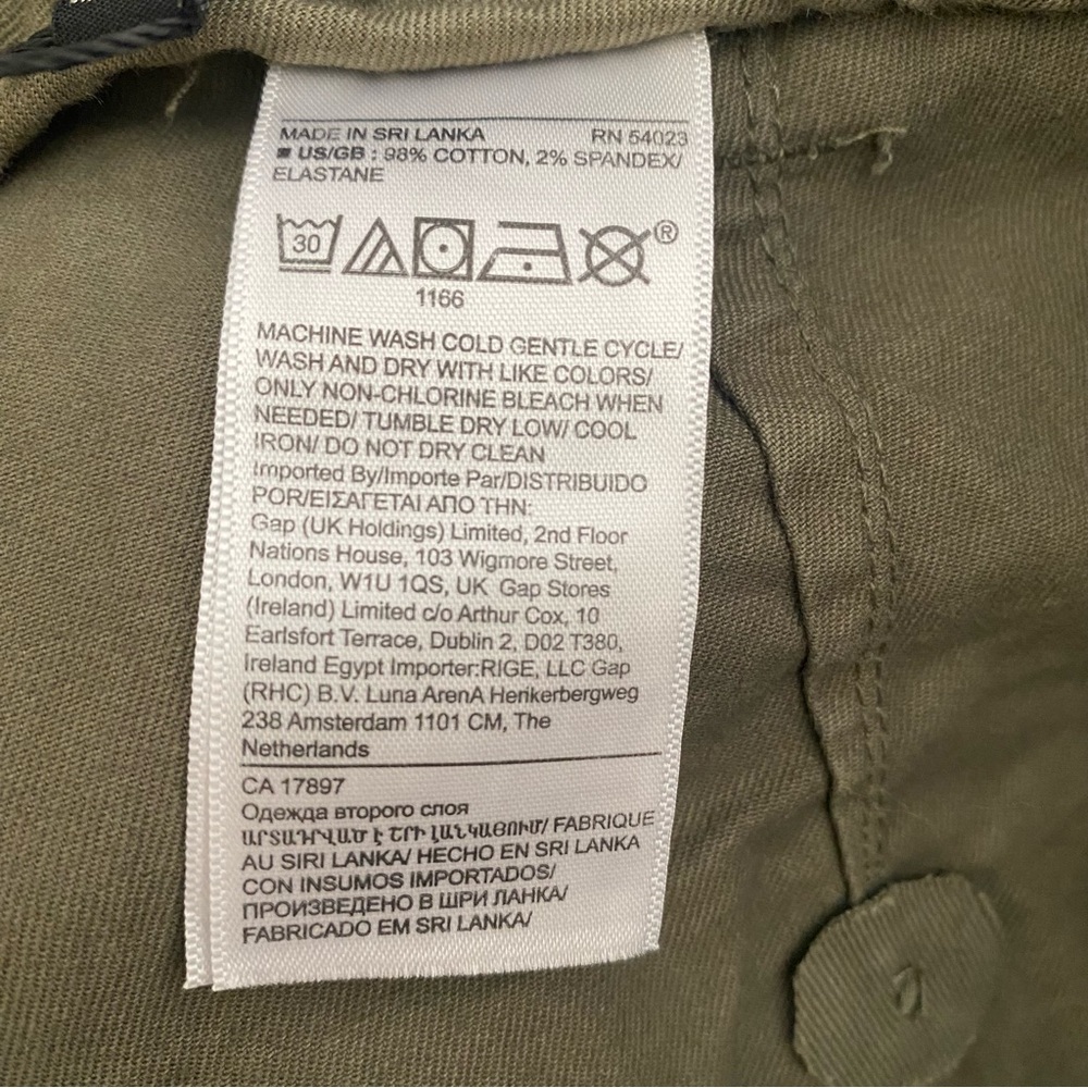Banana Republic The Barrel Pant in Green Olive - Picture 9 of 11